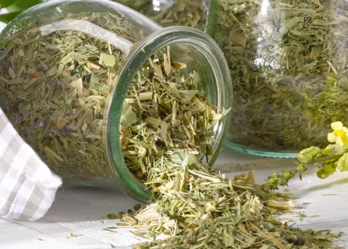 Kr&auml;uter, Kr&auml;uterfutter Pferde, Erg&auml;nzungsfutter